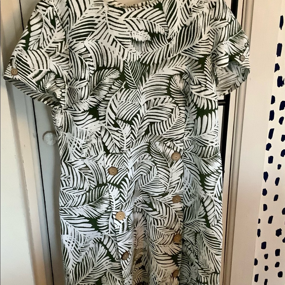 Shelby & Palmer Shift Dress